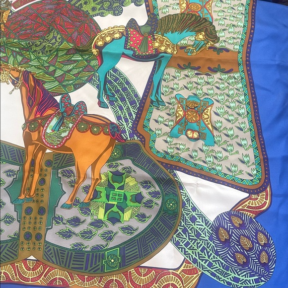 Hermes authentic 100% silk Carre 90 Paris Art des Steppes scarf - Picture 7 of 13